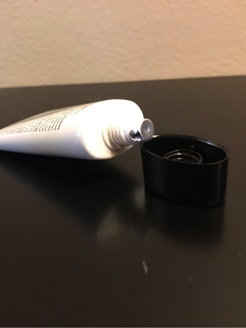 Peter Thomas Roth Pore Putty - White - Picture 3 of 3